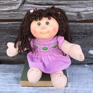 Cabbage Patch Kids Doll long brunette hair Brown eyes Ponytails CPK yarn hair 🤎